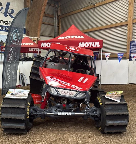 Torfærubílasýning