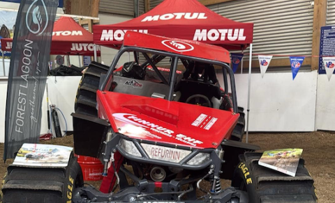 Torfærubílasýning